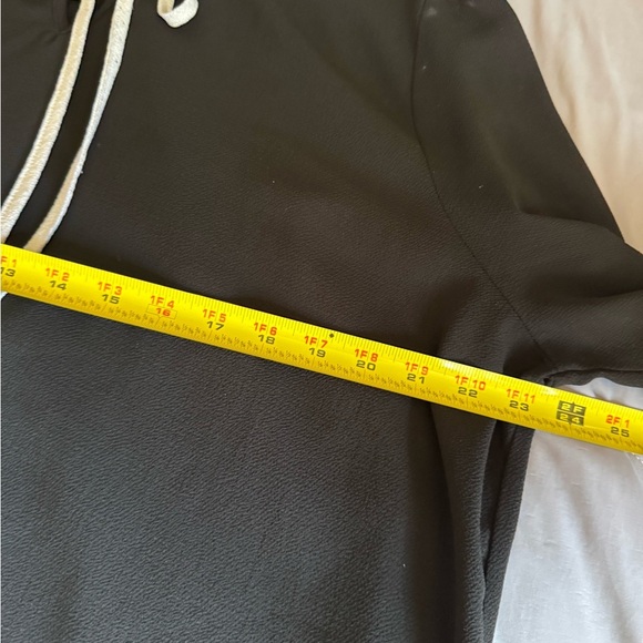 Plus size long sleeve tie neck blouse size 3 xl - Picture 4 of 7